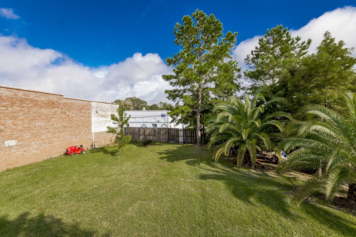 Mid-City Redevelopment Opportunity!: 2008 North St, Baton Rouge, LA 70802